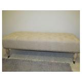 TUFTED BENCH