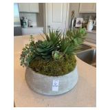 SUCCULENT PLANTER