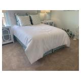 QUEEN BEDDING