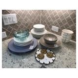 43PC ASST DININGWARE