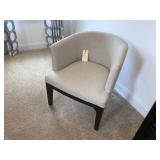 BARREL CHAIR