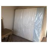 KING MATTRESS, BOXSPRING & FRAME