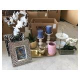 BOX OF ASSORTED DECO