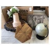 BOX OF PLAQUES & DECO