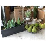 BOX OF ASSORTED DECO