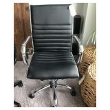 ROLLING DESK CHAIR