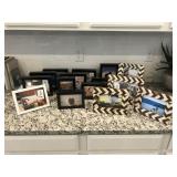 15PC PICTURE FRAMES