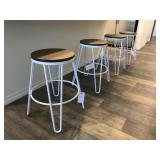 METAL BAR STOOLS
