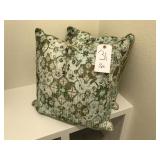 2PC PILLOWS
