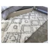 AREA RUG