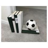 SOCCER/BOOK DECO