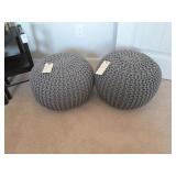 2PC POUFS