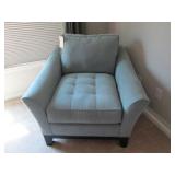 ARM CHAIR