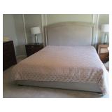 KING HEADBOARD W/FOOTBOARD