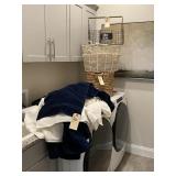 15PC ASST TOWELS & 4 BASKETS
