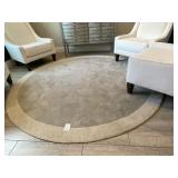 SURYA GREY & CREAM ROUND RUG