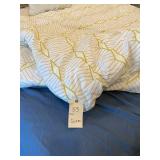 KEECO LLC QUEEN SIZE BEDDING