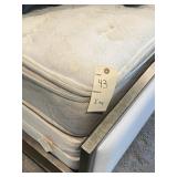 KING MATTRESS & BOXSPRING