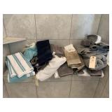 ASSORTED TOWELS