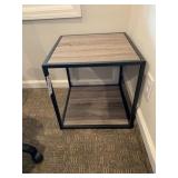 ACCENT TABLE