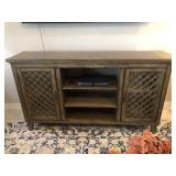 MEDIA CABINET