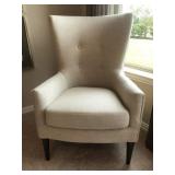 UPHOLSTERED CHAIR