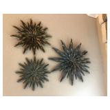 3PC METAL FLOWERS & RUG