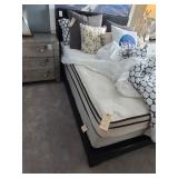 FULL SIZE MATTRESS & BXSPRING