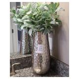 FLOWER VASE