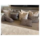 11PC PILLOWS