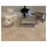 ASSORTED DECO ITEMS
