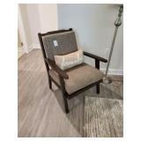 WOOD CHAIR