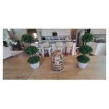 3PC-FAUX HEDGES W/RUSTIC LANTERN