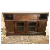 MEDIA CABINET