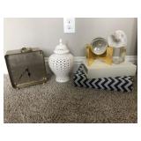 ASSORTED DECO ITEMS