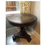 ACCENT TABLE
