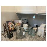ASSORTED KITCHEN & DECO ITEMS