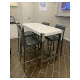 TABLE & 4 STOOLS
