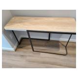 CONSOLE TABLE