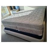 KING MATTRESS & BOXSPRING