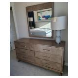 DRESSER & MIRROR