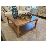 SQUARE WOOD COFFEE TABLE
