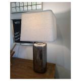 SQUARE GLOSSY BRONZE TABLE LAMP