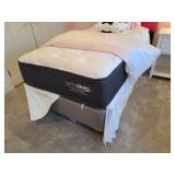 TWIN MATRESS BOXSPRING & FRAME