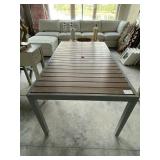 OUTDOOR TABLE