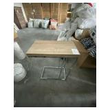 ACCENT TABLE