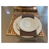 ASSORTED PLACE SETTING