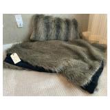 FUR PILLOW & THROW