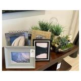 ASSORTED 8PC GREENERY & 4PC FRAMES