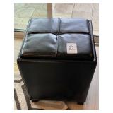 STORAGE OTTOMAN W/CUBE